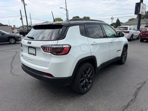 Used 2026 Jeep Compass Limited AWD/4WD image 4