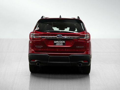 Used 2025 Subaru Ascent Premium image 4