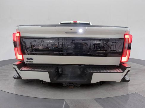 Used 2026 Ford F250 Platinum AWD/4WD image 5