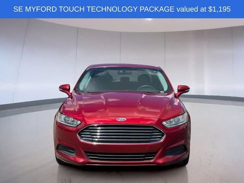 Used 2016 Ford Fusion SE FWD image 2