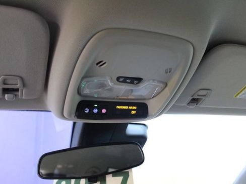Used 2023 Buick Encore GX Select FWD image 21