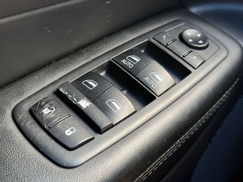 Used 2018 Jeep Grand Cherokee Limited RWD image 30
