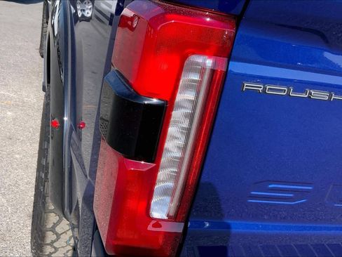 New 2026 Ford F250 Lariat w/ Black Appearance Package AWD/4WD image 14
