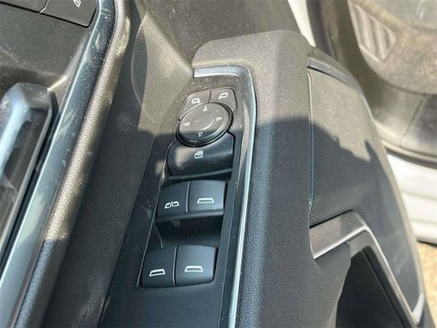 New 2025 GMC Sierra 2500 SLE w/ SLE Value Package; image 19