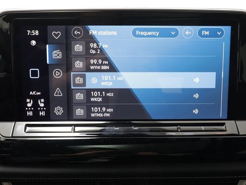 New 2026 Volkswagen Atlas Cross Sport SE image 9