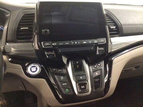 Used 2021 Honda Odyssey Elite image 24