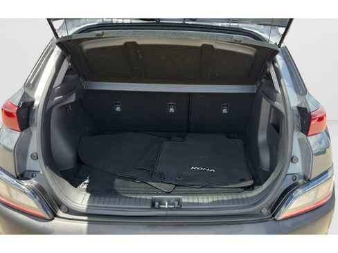 Used 2023 Hyundai Kona SEL w/ Convenience Package FWD image 9