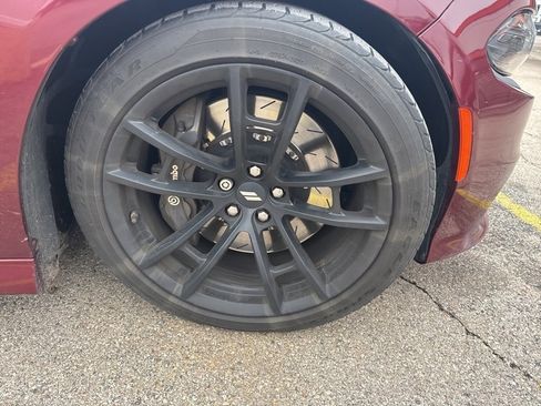 Used 2017 Dodge Charger R/T image 11