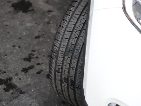 Used 2021 Honda CR-V EX-L image 3