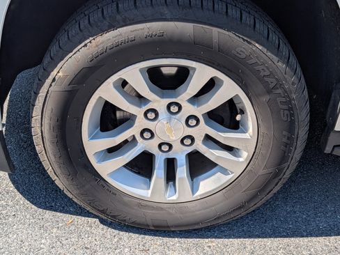 Used 2020 Chevrolet Tahoe LT image 11