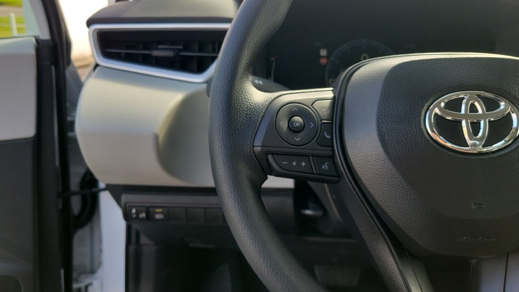New 2026 Toyota Corolla LE FWD image 17