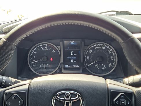 Used 2021 Toyota Tacoma TRD Off-Road w/ Technology Package image 17