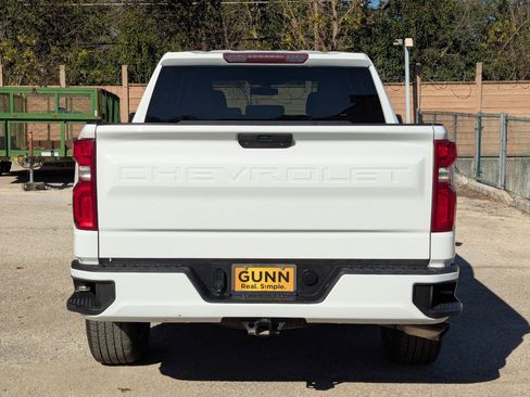 Used 2020 Chevrolet Silverado 1500 Custom w/ Custom Value Package image 32