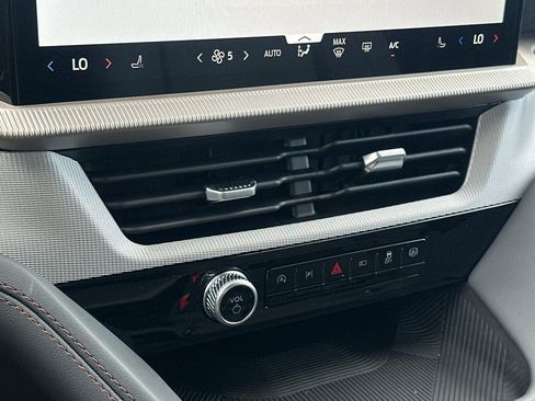 New 2026 Ford Explorer Active image 19