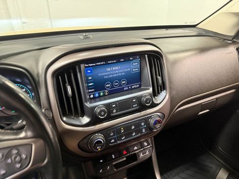 Used 2022 GMC Canyon AT4 image 80