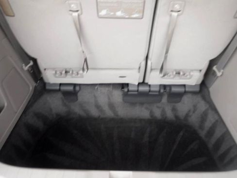 Used 2013 Honda Odyssey EX image 33