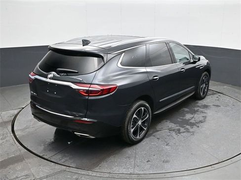 Certified 2020 Buick Enclave Essence w/ LPO, Touring Package image 18