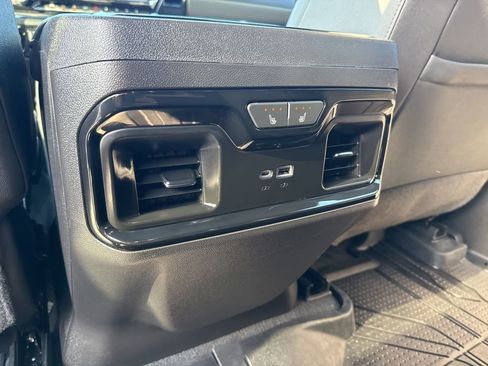 Used 2022 Chevrolet Silverado 1500 ZR2 w/ Technology Package image 49