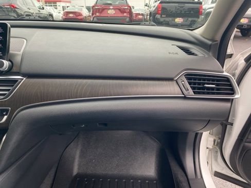 Used 2018 Honda Accord EX-L image 45