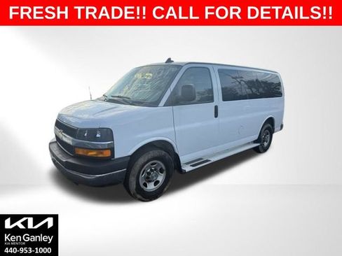 Used 2016 Chevrolet Express 3500 LT w/ LT Preferred Equipment Group RWD image 1