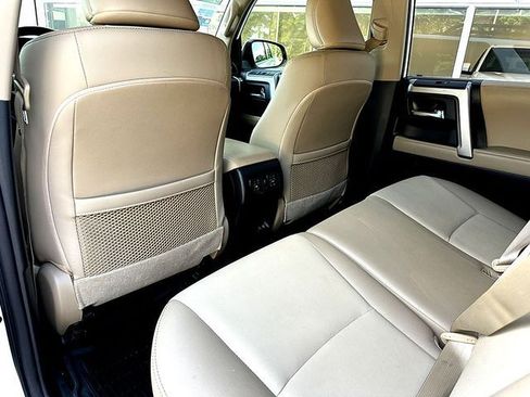 Certified 2022 Toyota 4Runner SR5 Premium w/ Moonroof Package AWD/4WD image 22