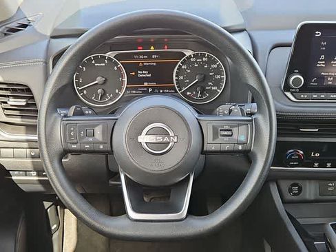 Used 2024 Nissan Rogue SV FWD image 20