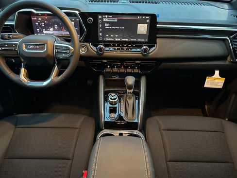 New 2026 GMC Canyon Elevation w/ Convenience Package image 14