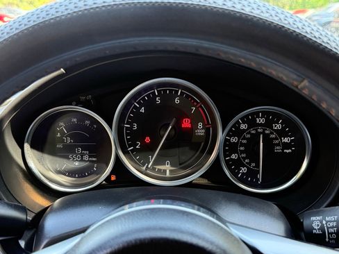 Used 2016 MAZDA MX-5 Miata Club image 32