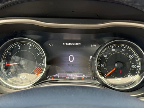 Used 2015 Jeep Cherokee Limited AWD/4WD image 26