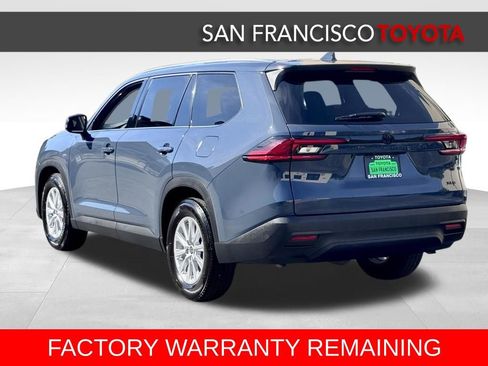 Certified 2025 Toyota Grand Highlander FWD image 2