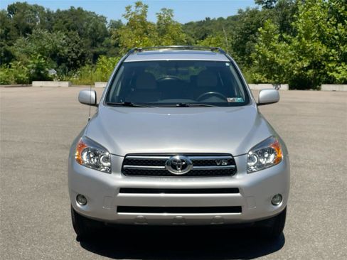 Used 2007 Toyota RAV4 Limited AWD/4WD image 8