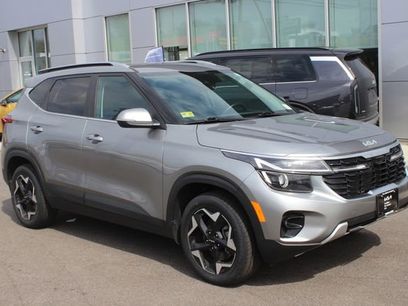 Certified 2024 Kia Seltos EX