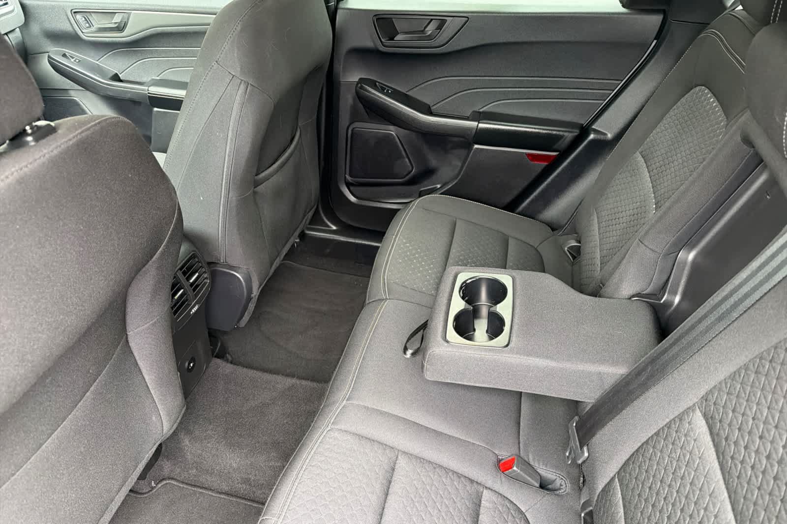 Used 2025 Ford Escape Active AWD/4WD image 4