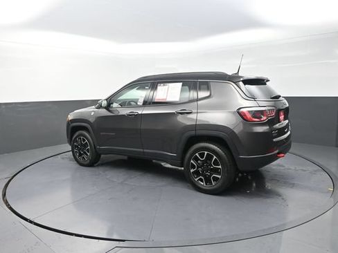 Used 2019 Jeep Compass Trailhawk AWD/4WD image 53
