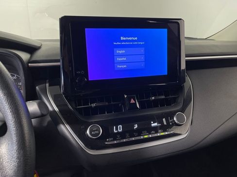 Used 2024 Toyota Corolla LE image 23