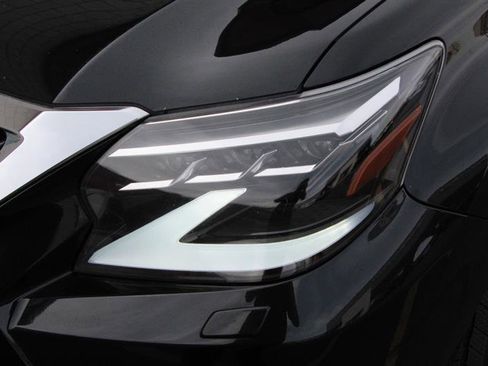 Used 2023 Lexus GX 460 Premium w/ Premium Package image 34