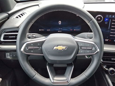 Used 2025 Chevrolet Traverse LT w/ LPO, Floor Liner Package AWD/4WD image 19