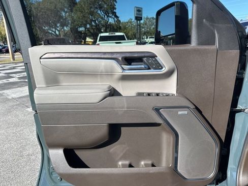 New 2026 Chevrolet Silverado 1500 LTZ w/ LTZ Premium Package image 10