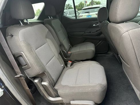 Used 2023 Chevrolet Traverse LT FWD image 21