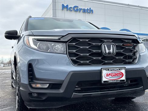 Certified 2024 Honda Passport TrailSport image 11