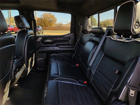 Used 2022 GMC Sierra 1500 AT4X image 10