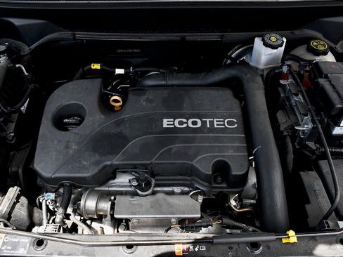 Used 2021 Chevrolet Equinox LT image 19