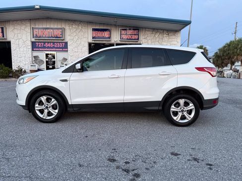 Used 2015 Ford Escape SE FWD image 6