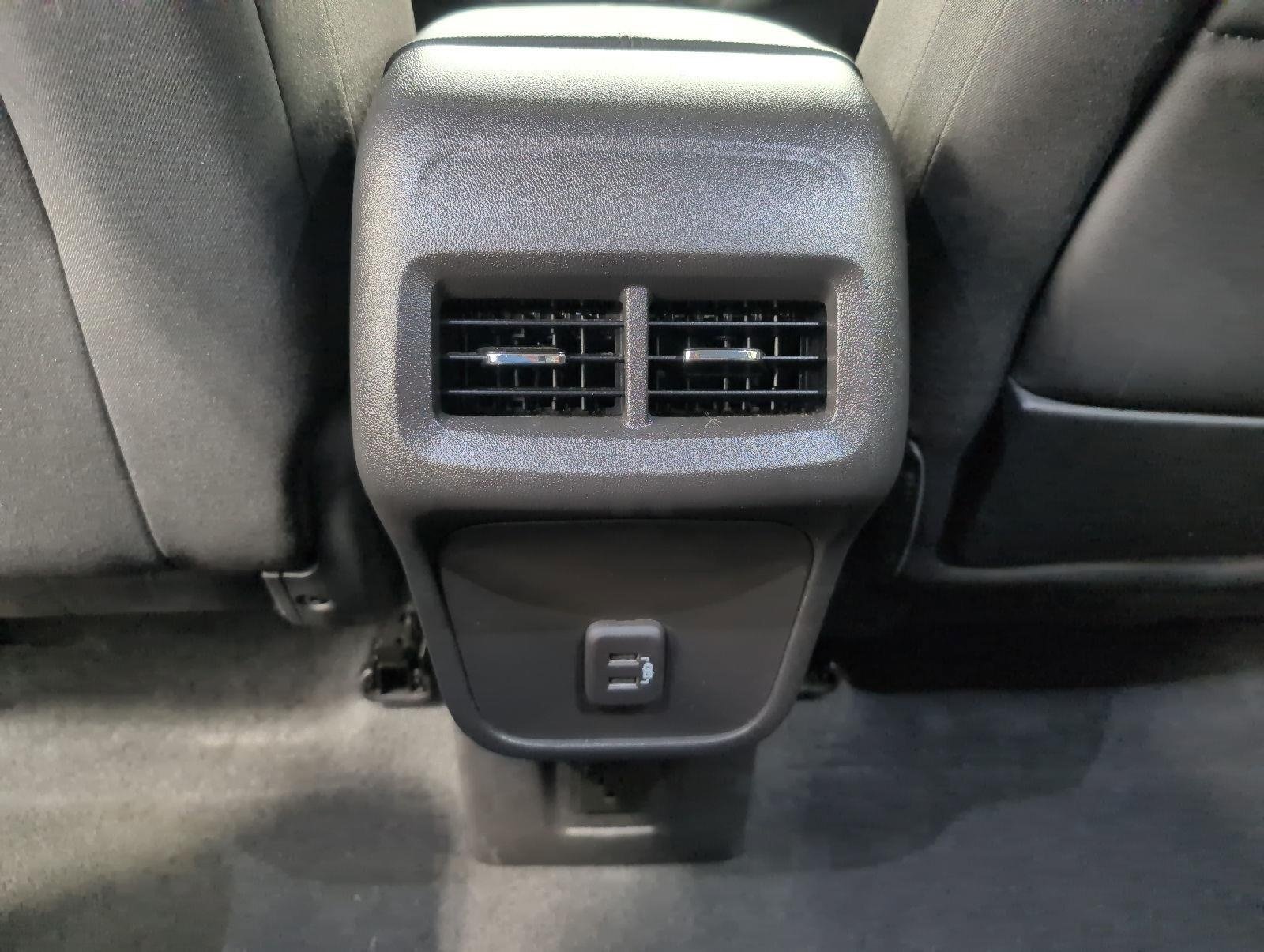 Used 2023 GMC Terrain SLE w/ Driver Convenience Package AWD/4WD image 22