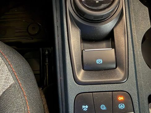 Used 2023 Ford Maverick XLT w/ Equipment Group 300A Standard image 12