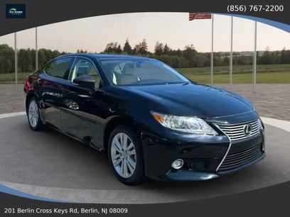 Used 2014 Lexus ES 350 w/ Luxury Package