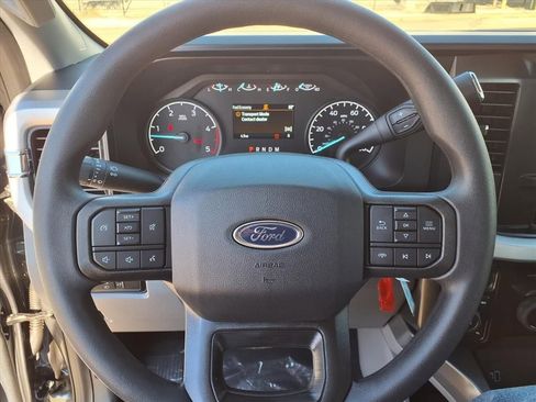 New 2026 Ford F250 XLT w/ FX4 Off-Road Package image 24