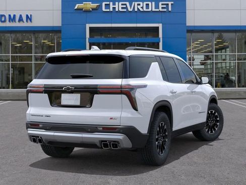 New 2026 Chevrolet Traverse Z71 w/ Driver Confidence Package image 4