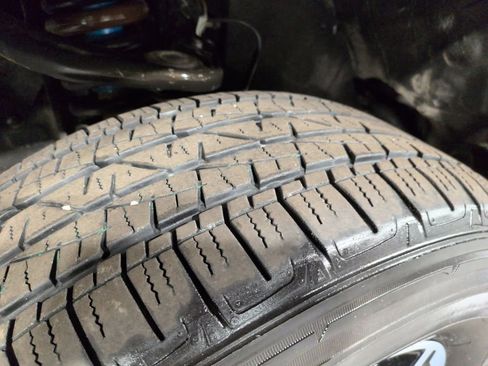 Used 2019 Toyota Tacoma TRD Off-Road image 28