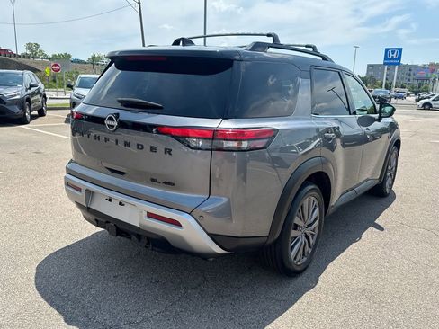 Used 2023 Nissan Pathfinder SL w/ SL Premium Package AWD/4WD image 11